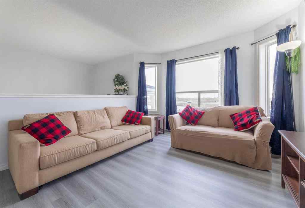 MLS® A2265554 - 96 Appleside Close SE in Applewood Park Calgary, Residential