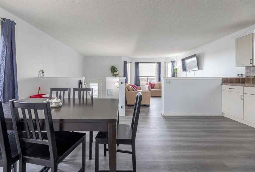 MLS® A2265554 - 96 Appleside Close SE in Applewood Park Calgary, Residential
