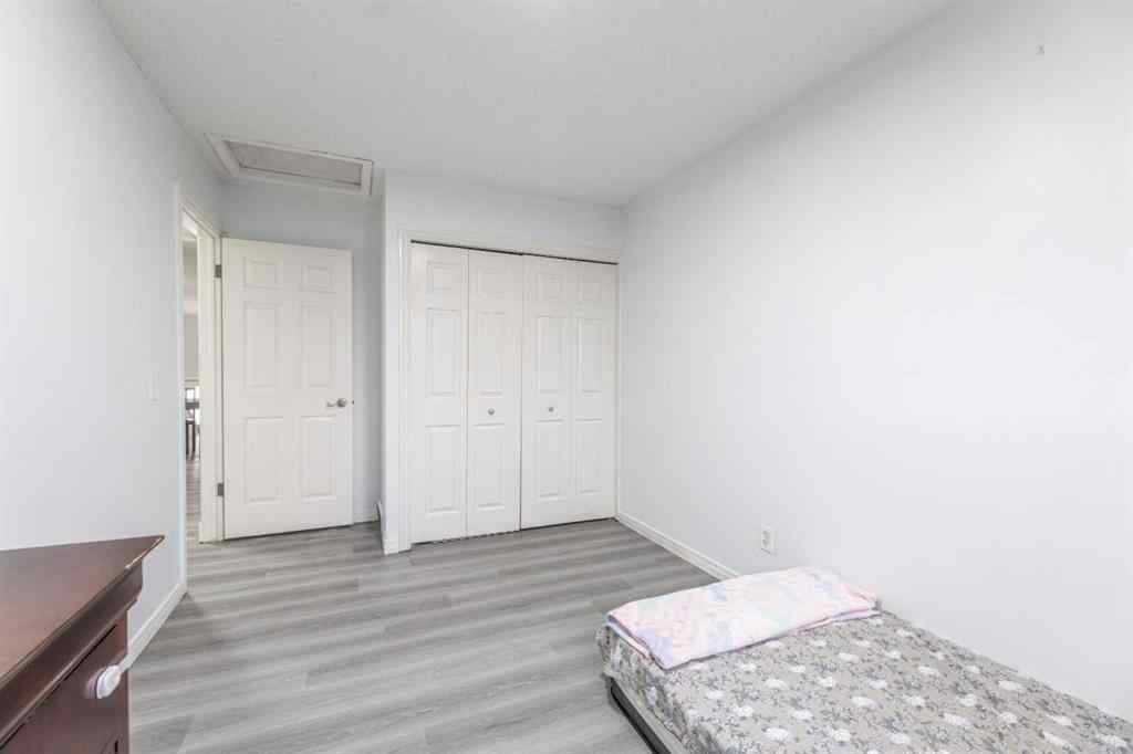 MLS® A2265554 - 96 Appleside Close SE in Applewood Park Calgary, Residential