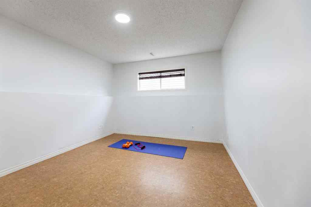 MLS® A2265554 - 96 Appleside Close SE in Applewood Park Calgary, Residential