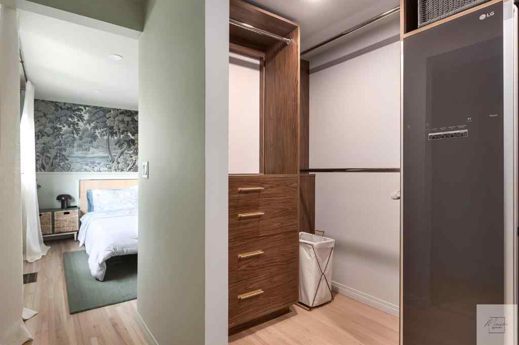 MLS® A2265555 - 1011 Lake Wapta Way SE in Lake Bonavista Calgary, Residential