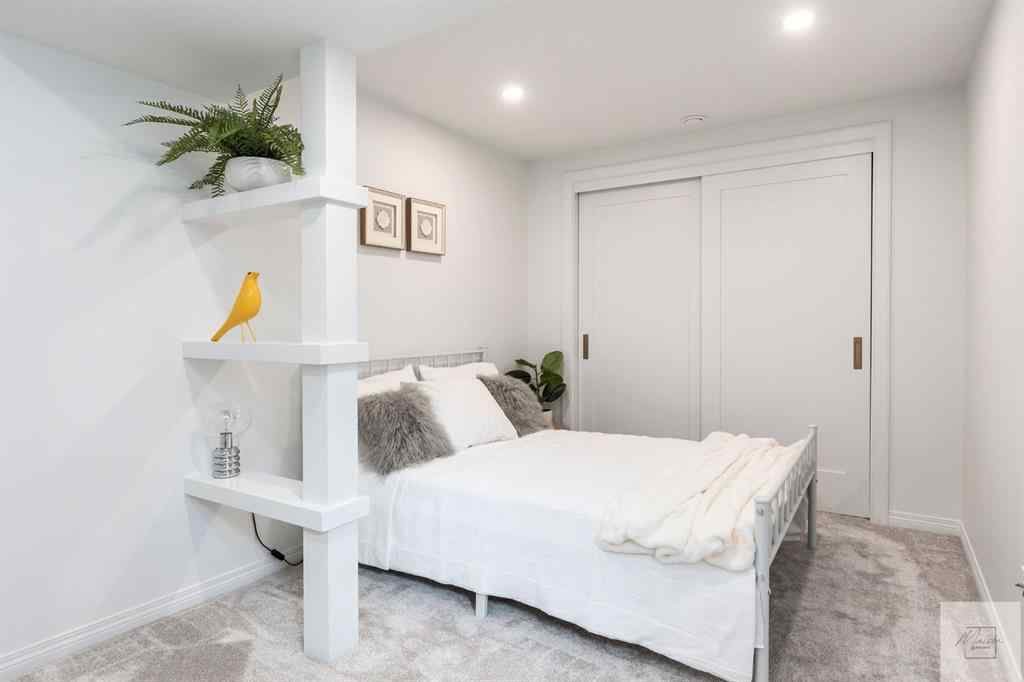 MLS® A2265555 - 1011 Lake Wapta Way SE in Lake Bonavista Calgary, Residential