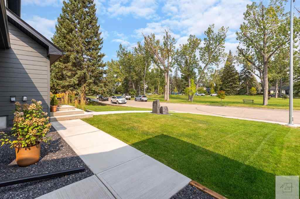 MLS® A2265555 - 1011 Lake Wapta Way SE in Lake Bonavista Calgary, Residential