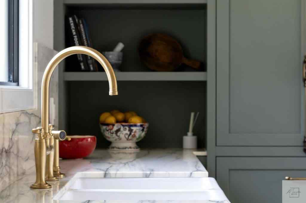 MLS® A2265555 - 1011 Lake Wapta Way SE in Lake Bonavista Calgary, Residential