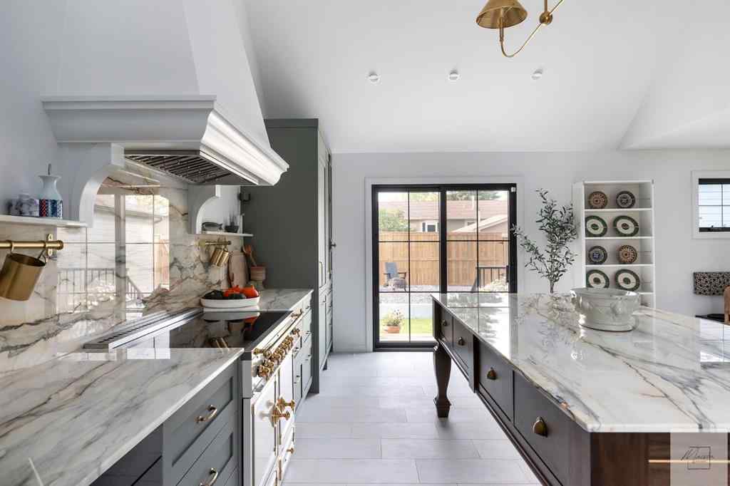 MLS® A2265555 - 1011 Lake Wapta Way SE in Lake Bonavista Calgary, Residential