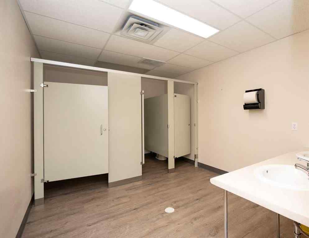 MLS® A2265556 - Unit #208 4706 50 Avenue  in Athabasca Town Athabasca, Commercial