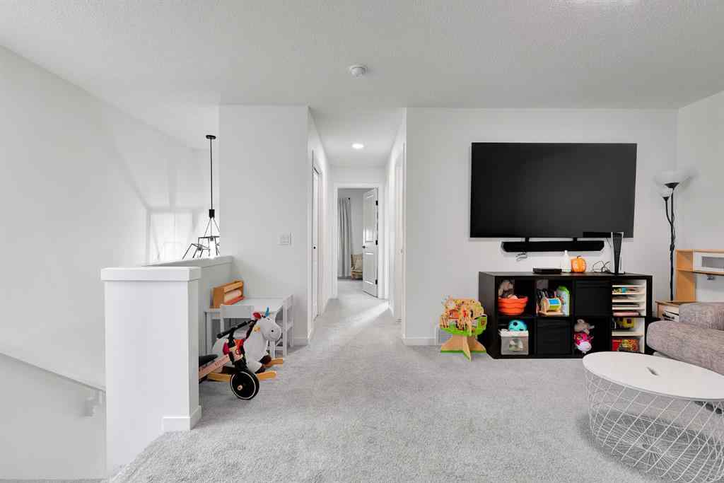 MLS® A2265562 - 179 Willow Place  in The Willows Cochrane, Residential