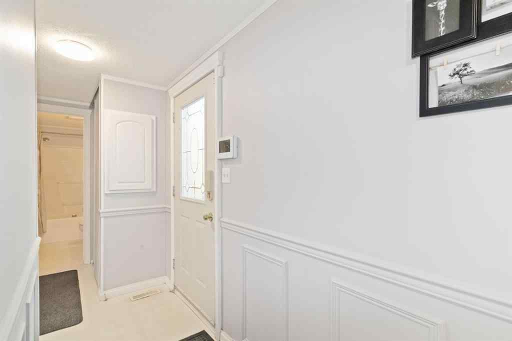 MLS® A2265565 - 210 Grant Way  in Gregoire Park Fort McMurray, Residential