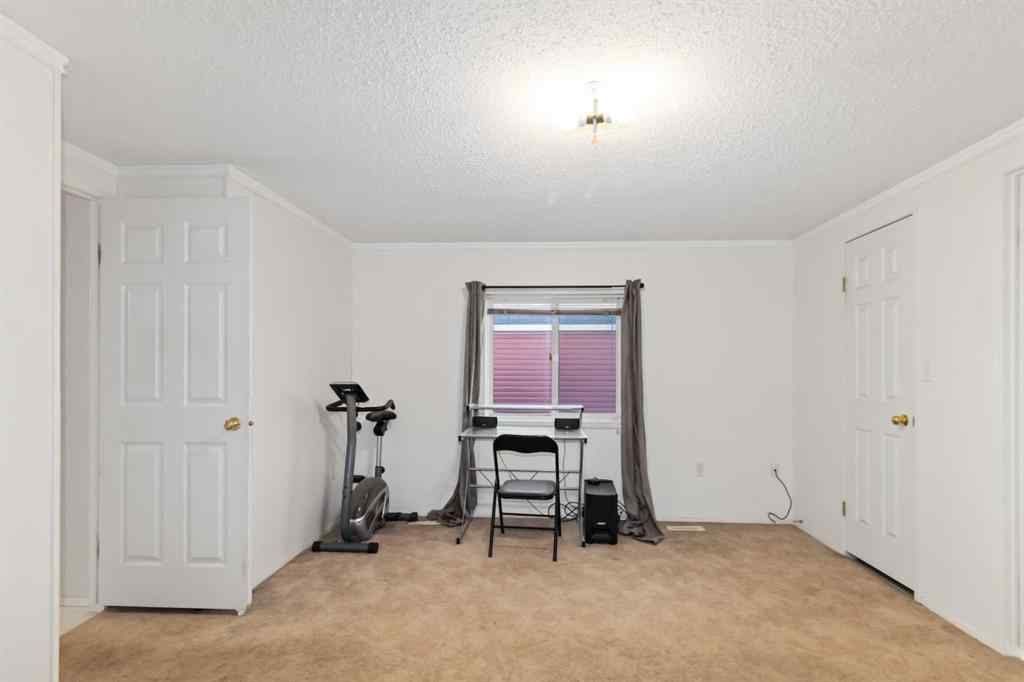 MLS® A2265565 - 210 Grant Way  in Gregoire Park Fort McMurray, Residential