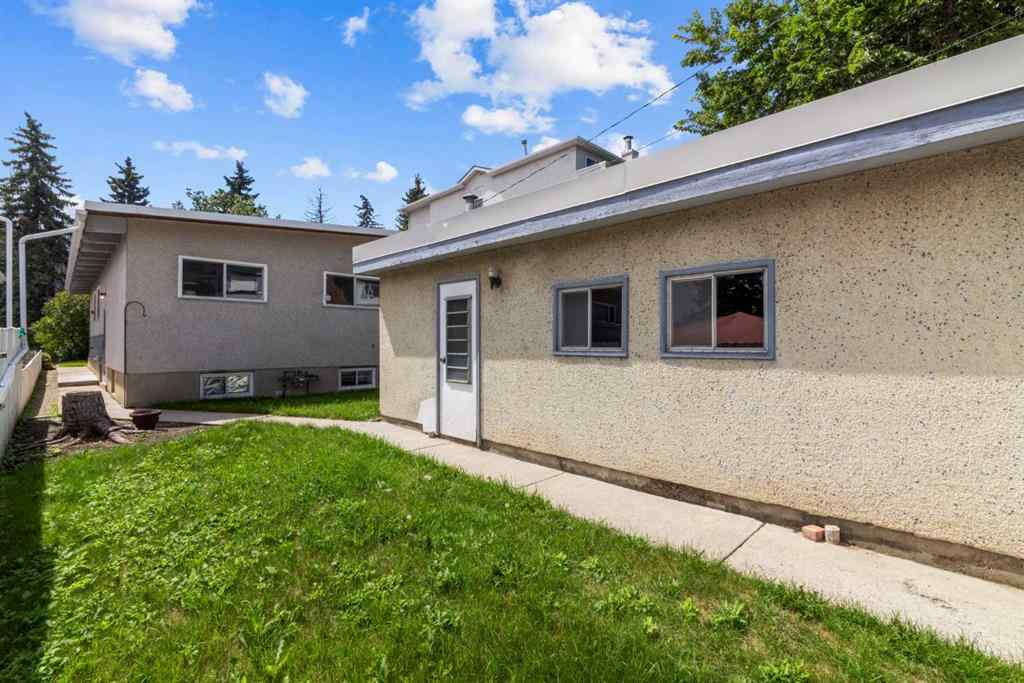 MLS® A2265566 - 612 56 Avenue SW in Windsor Park Calgary, Residential