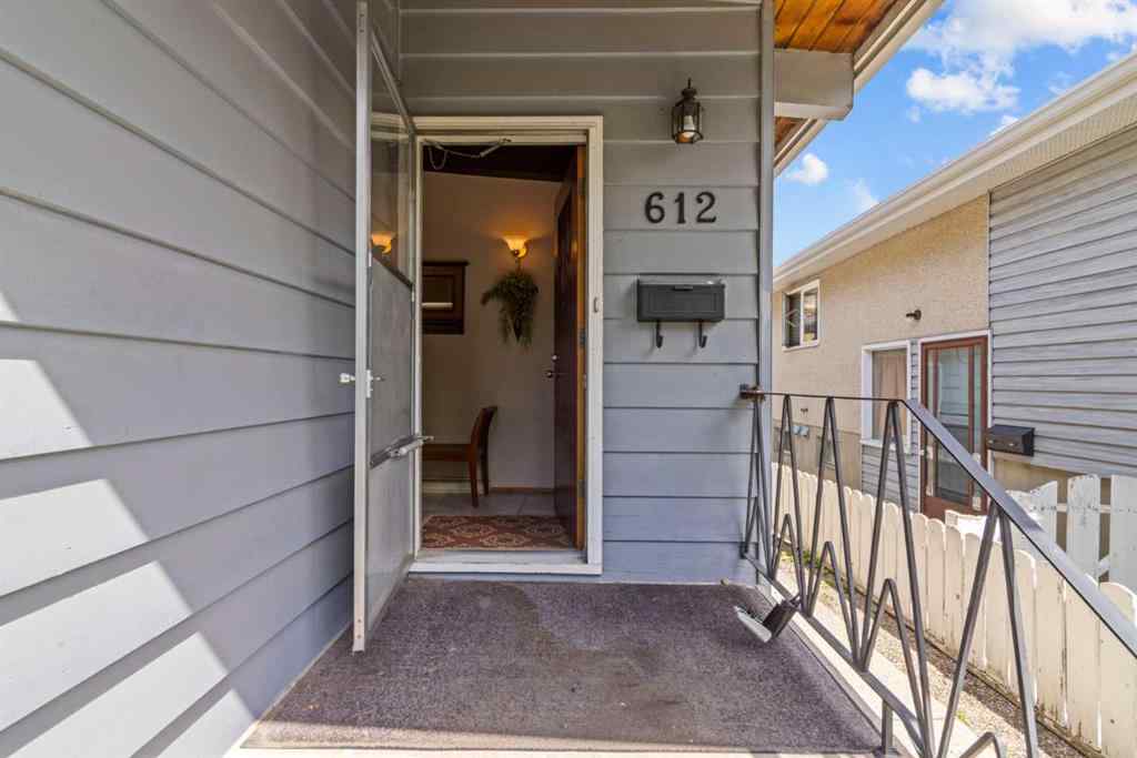 MLS® A2265566 - 612 56 Avenue SW in Windsor Park Calgary, Residential
