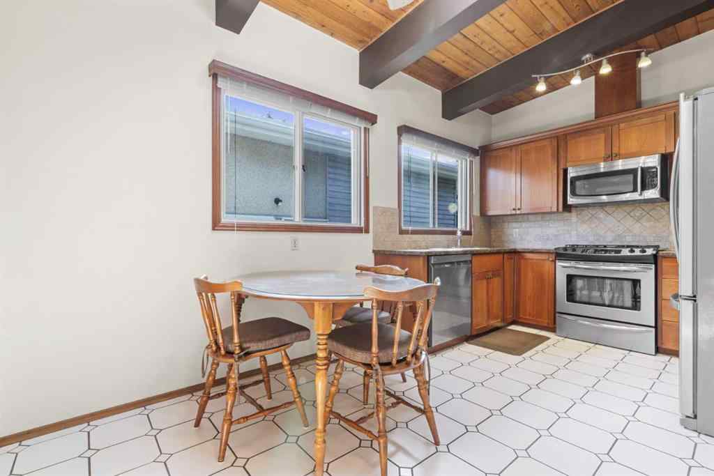 MLS® A2265566 - 612 56 Avenue SW in Windsor Park Calgary, Residential