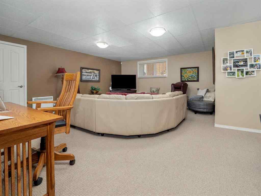 MLS® A2265568 - 536 Couleesprings Crescent  S in Southgate Lethbridge, Residential