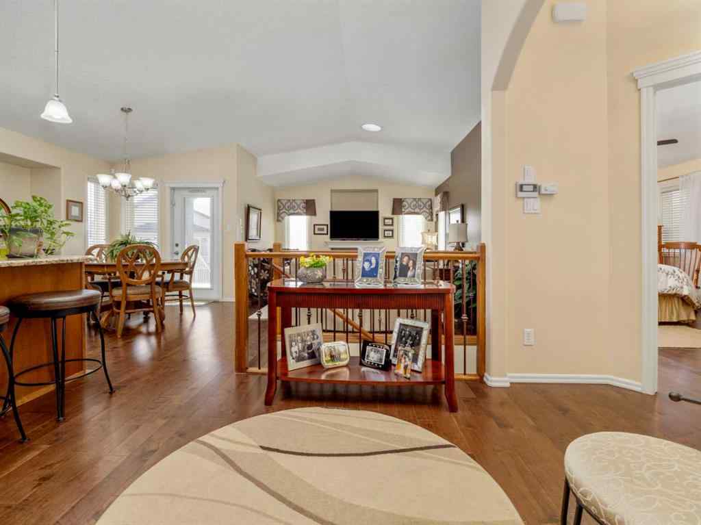 MLS® A2265568 - 536 Couleesprings Crescent  S in Southgate Lethbridge, Residential