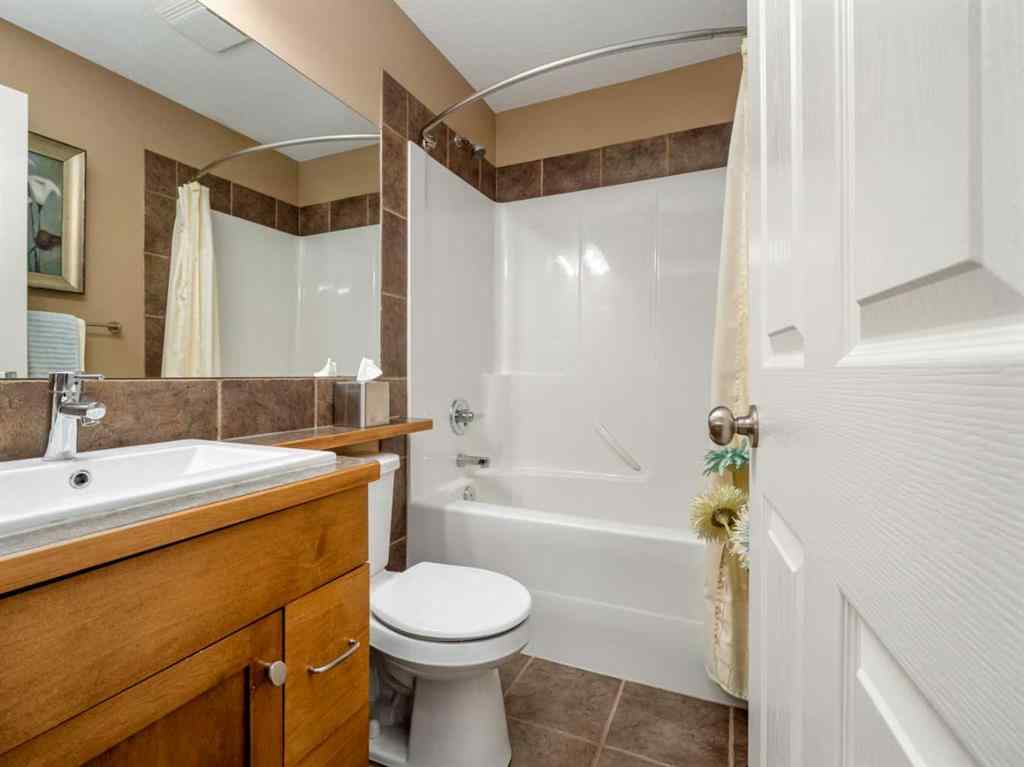 MLS® A2265568 - 536 Couleesprings Crescent  S in Southgate Lethbridge, Residential