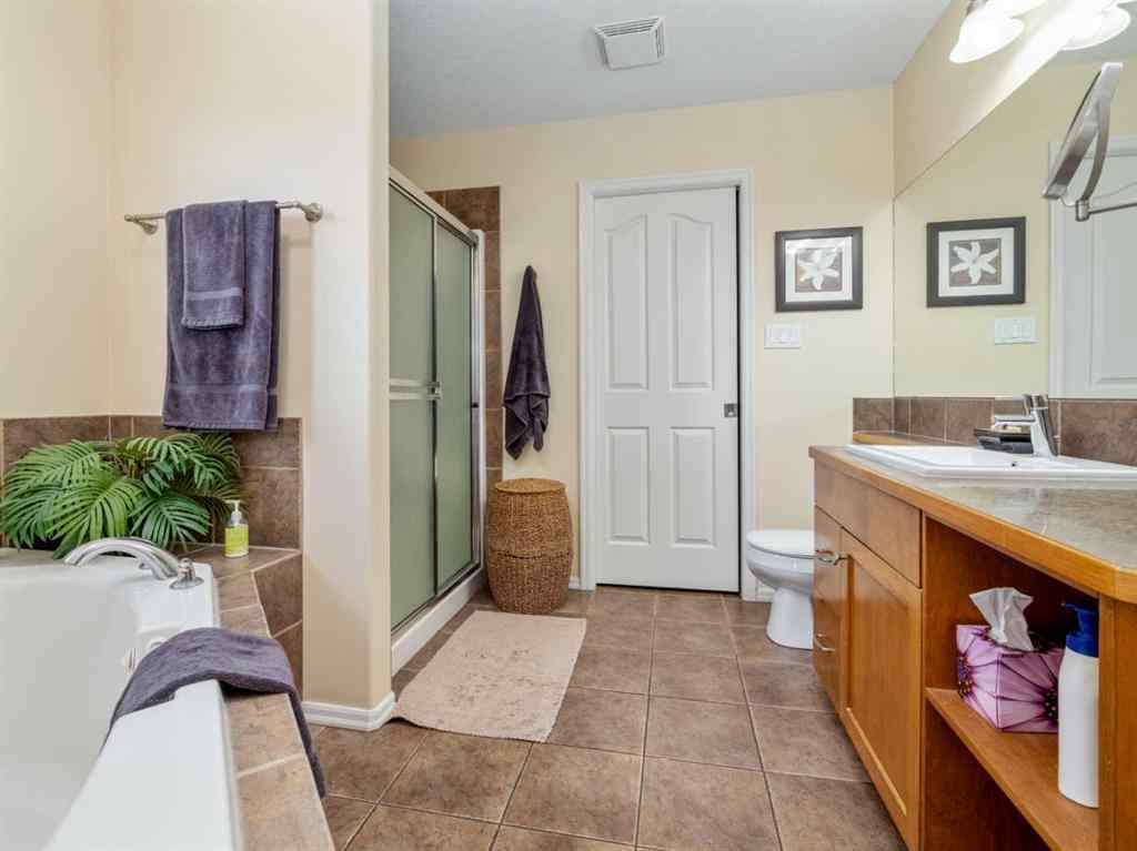 MLS® A2265568 - 536 Couleesprings Crescent  S in Southgate Lethbridge, Residential