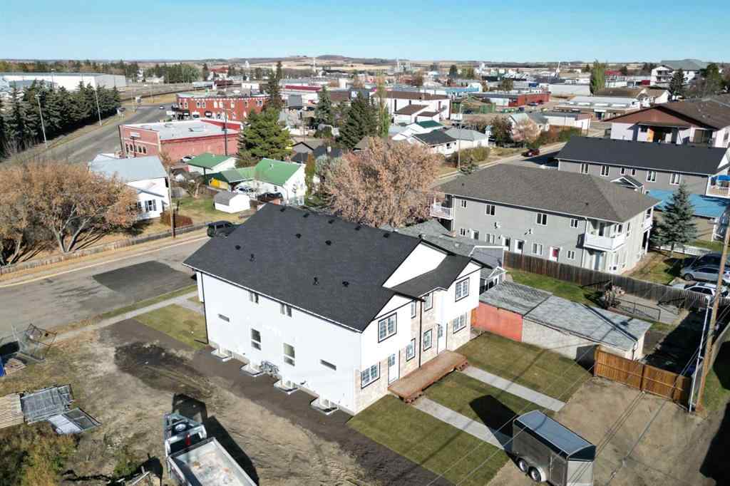 MLS® A2265569 - 5139 48th Street   in Central Innisfail Innisfail, Multi-Family