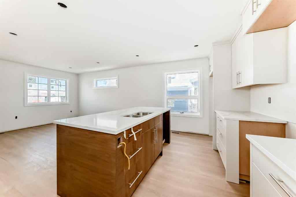 MLS® A2265569 - 5139 48th Street   in Central Innisfail Innisfail, Multi-Family