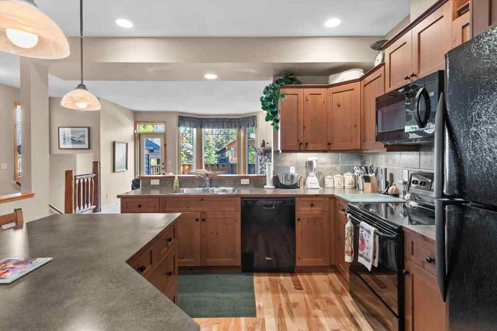 MLS® A2265573 - 1073 Wilson Way  in NONE Canmore, Residential