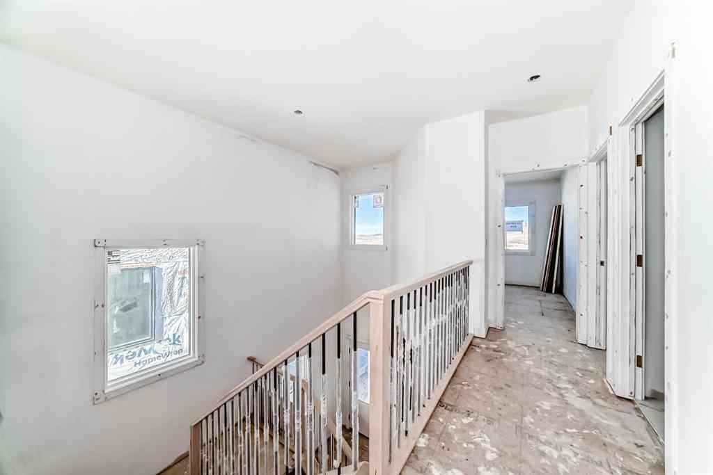 MLS® A2265580 - 512 Heritage Boulevard  in Heritage Hills Cochrane, Residential