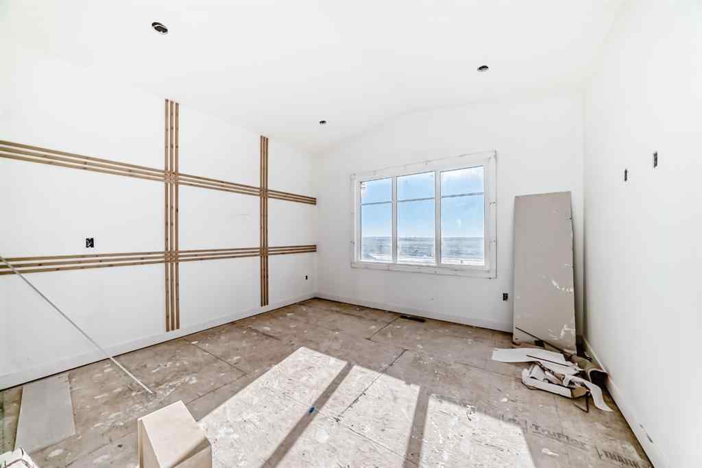 MLS® A2265580 - 512 Heritage Boulevard  in Heritage Hills Cochrane, Residential