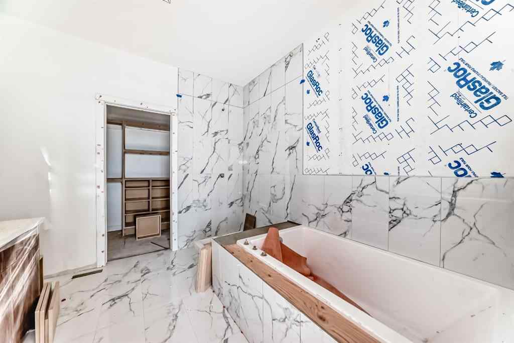 MLS® A2265580 - 512 Heritage Boulevard  in Heritage Hills Cochrane, Residential