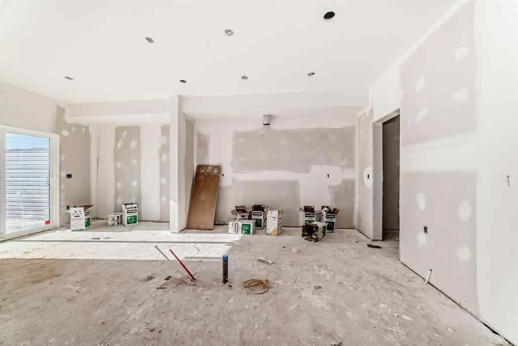 MLS® A2265581 - 524 Heritage Boulevard  in Heritage Hills Cochrane, Residential