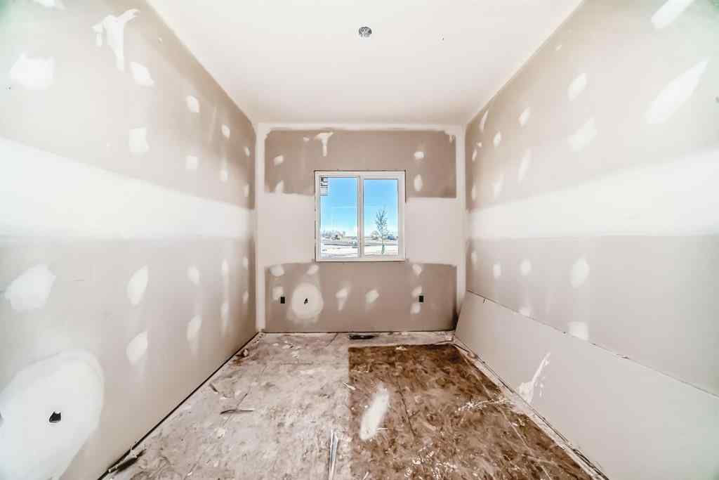 MLS® A2265581 - 524 Heritage Boulevard  in Heritage Hills Cochrane, Residential