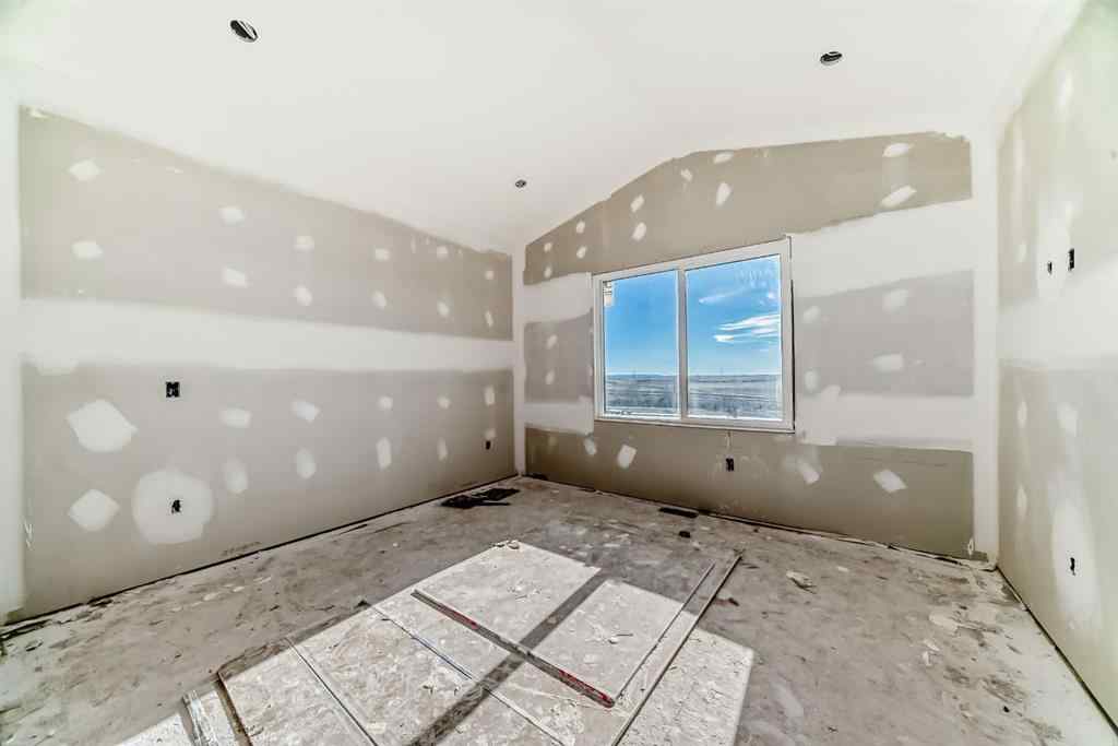 MLS® A2265581 - 524 Heritage Boulevard  in Heritage Hills Cochrane, Residential