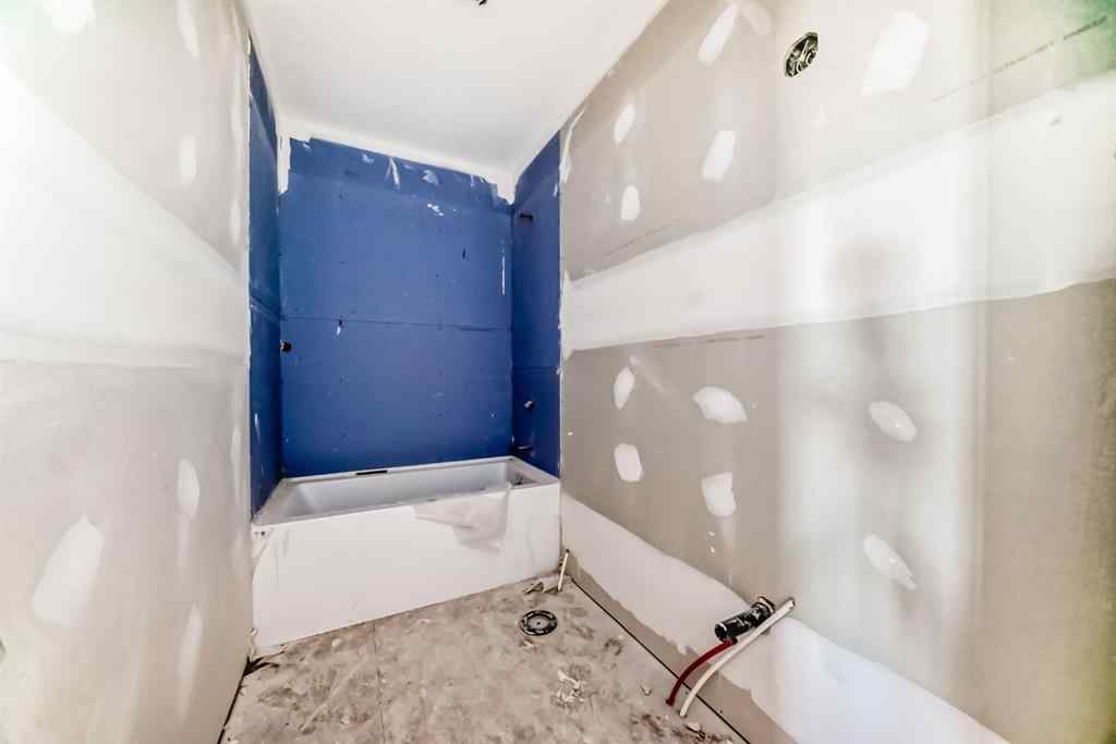 MLS® A2265581 - 524 Heritage Boulevard  in Heritage Hills Cochrane, Residential