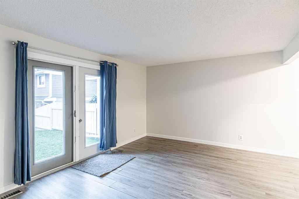 MLS® A2265583 - 212 Georgian Villas NE in Marlborough Park Calgary, Residential