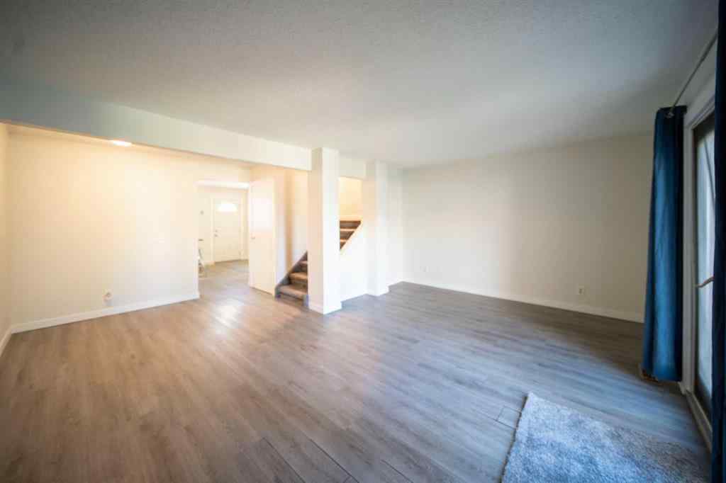 MLS® A2265583 - 212 Georgian Villas NE in Marlborough Park Calgary, Residential