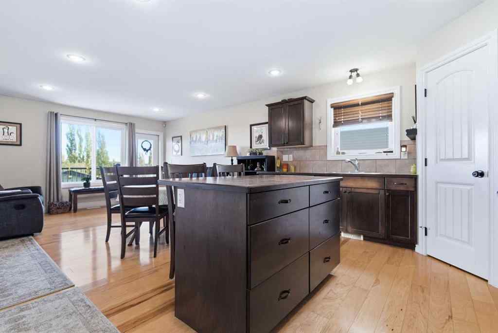 MLS® A2265586 - 184 Jenner Crescent  in Johnstone Crossing Red Deer, Residential