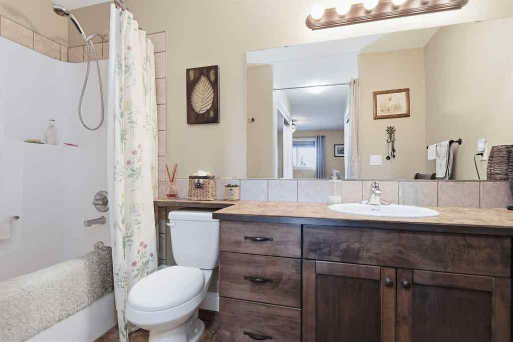 MLS® A2265586 - 184 Jenner Crescent  in Johnstone Crossing Red Deer, Residential