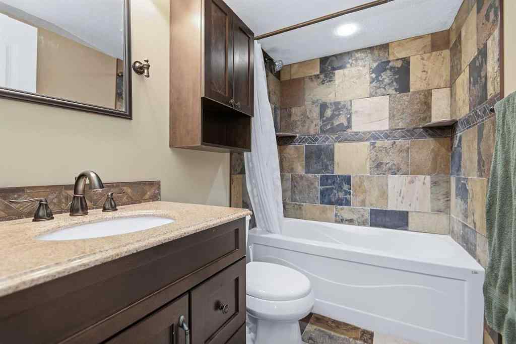 MLS® A2265586 - 184 Jenner Crescent  in Johnstone Crossing Red Deer, Residential