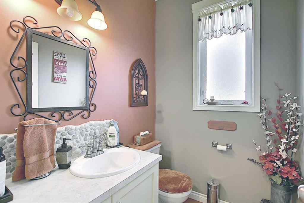 MLS® A2265589 - 255046 Township Road 250   in NONE Rural Wheatland County, Residential