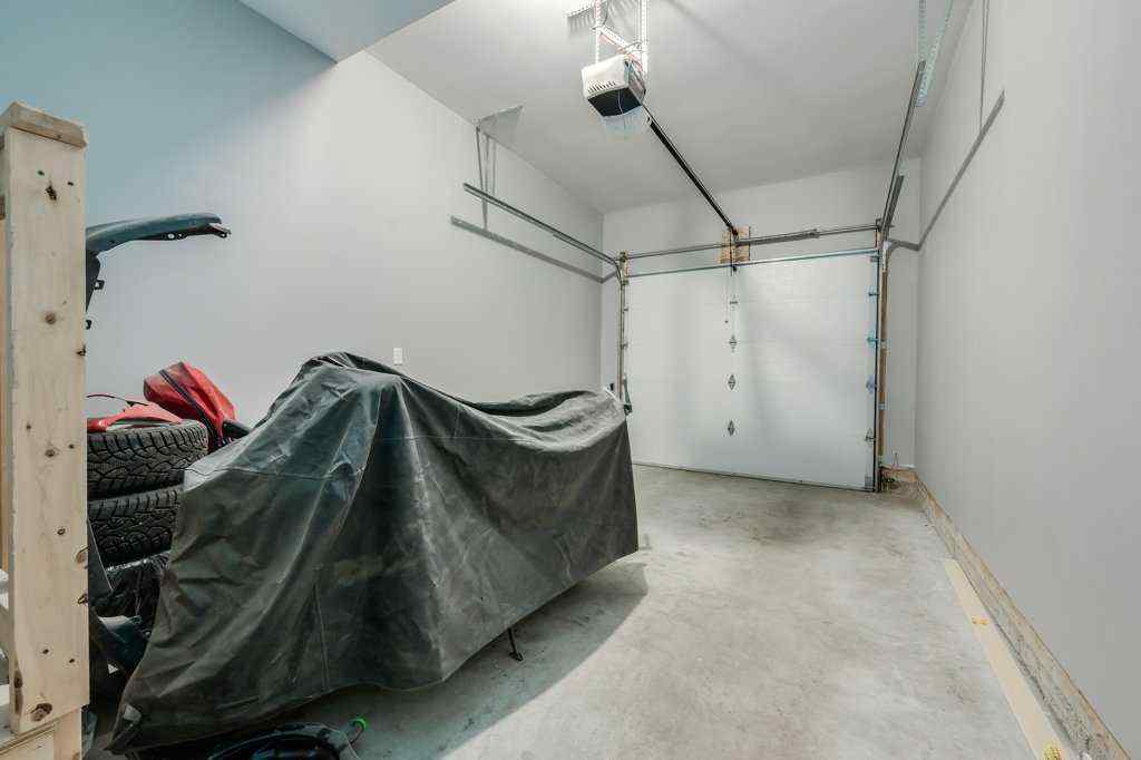 MLS® A2265593 - 21 Piper Close  in Panorama Estates Blackfalds, Residential