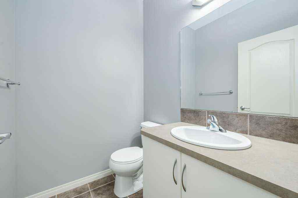 MLS® A2265593 - 21 Piper Close  in Panorama Estates Blackfalds, Residential