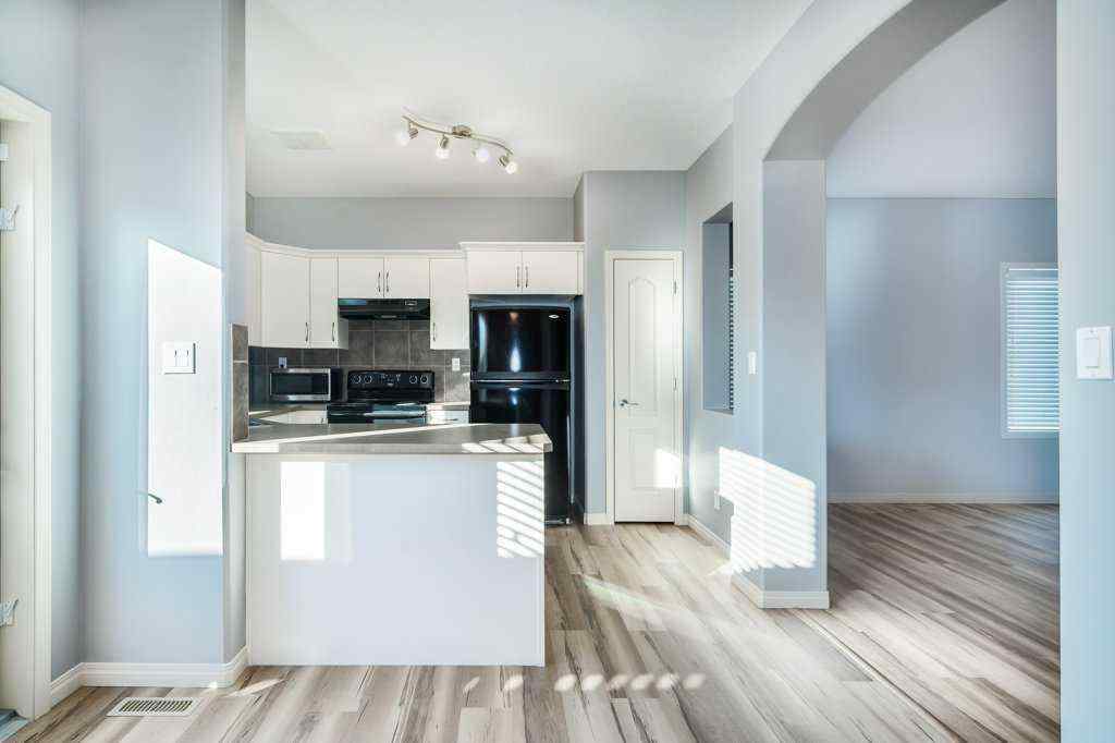 MLS® A2265593 - 21 Piper Close  in Panorama Estates Blackfalds, Residential