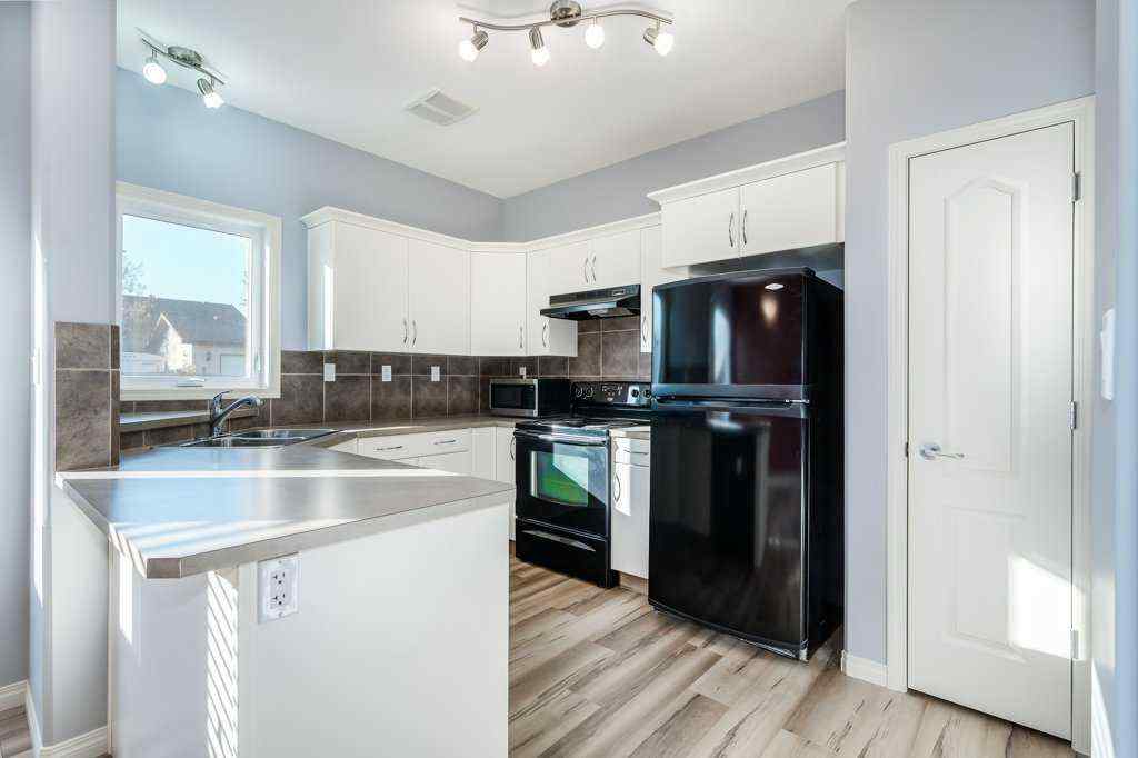 MLS® A2265593 - 21 Piper Close  in Panorama Estates Blackfalds, Residential