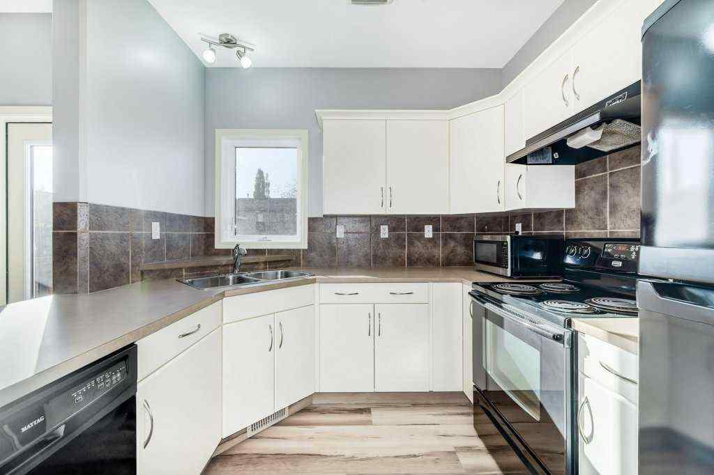 MLS® A2265593 - 21 Piper Close  in Panorama Estates Blackfalds, Residential