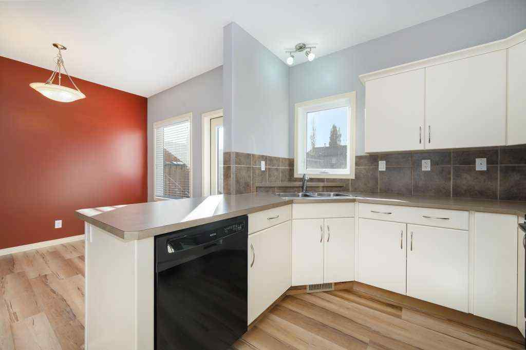 MLS® A2265593 - 21 Piper Close  in Panorama Estates Blackfalds, Residential