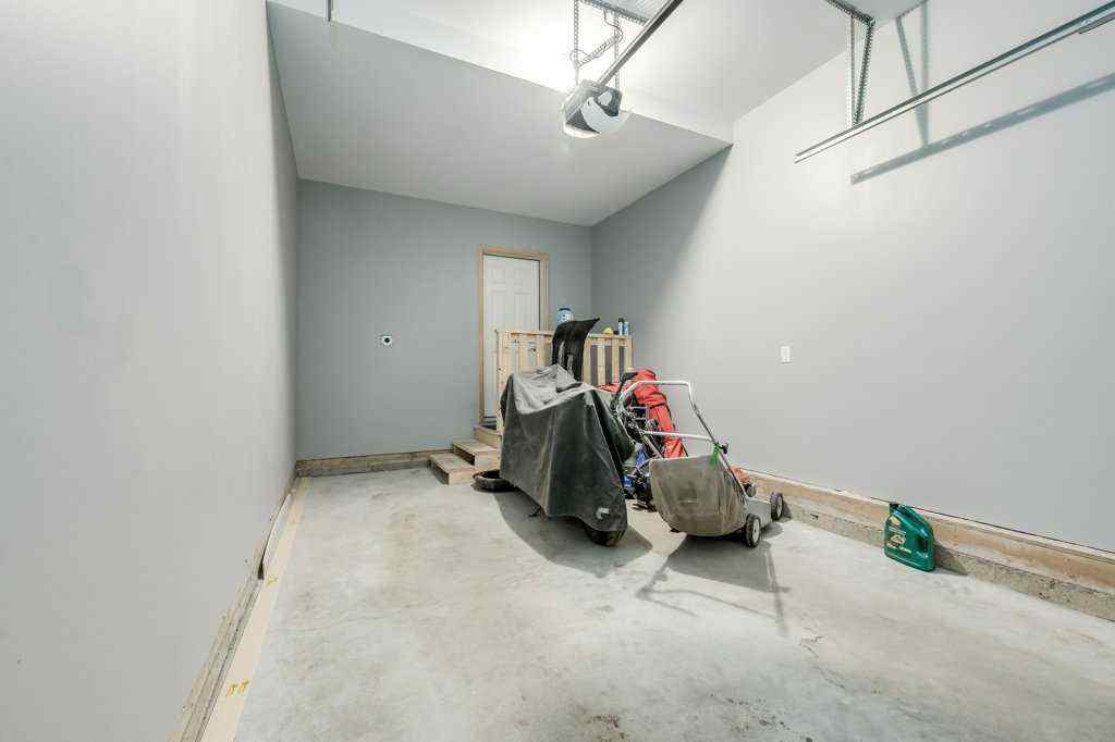 MLS® A2265593 - 21 Piper Close  in Panorama Estates Blackfalds, Residential