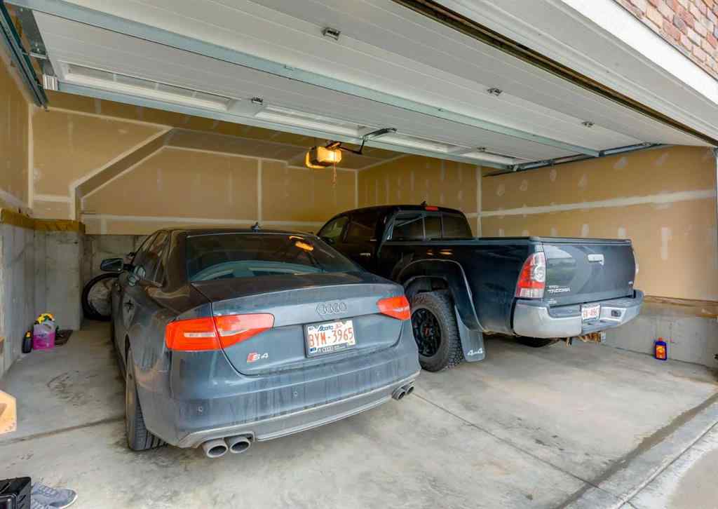 MLS® # A2265597 - 143 Yorkville Green SW in Yorkville Calgary, Residential Open Houses