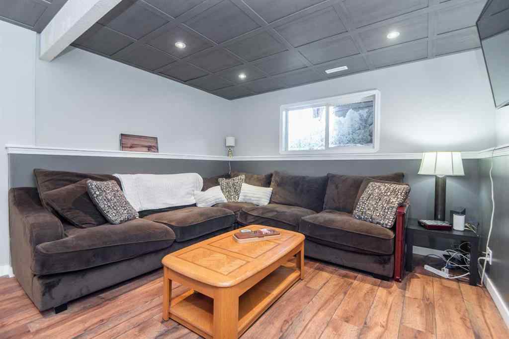 MLS® A2265599 - 22 Woodbine Avenue  in Harvest Meadows Blackfalds, Residential