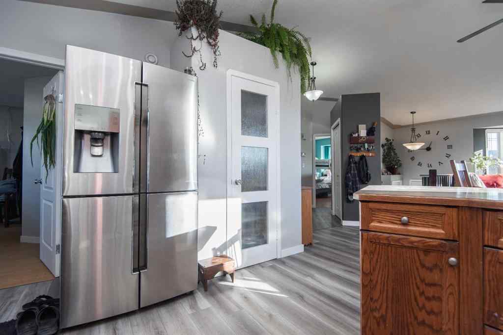 MLS® A2265599 - 22 Woodbine Avenue  in Harvest Meadows Blackfalds, Residential