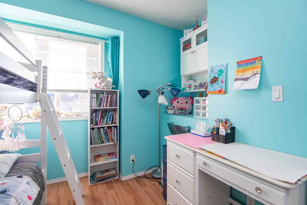 MLS® A2265599 - 22 Woodbine Avenue  in Harvest Meadows Blackfalds, Residential