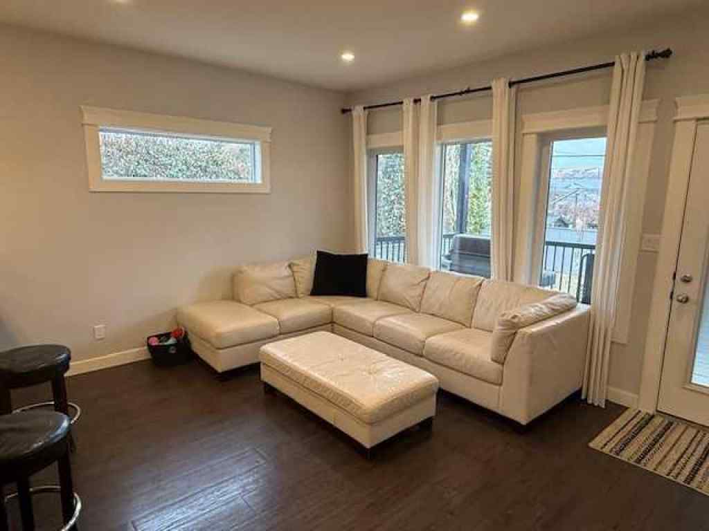 MLS® A2265600 - 656 Hunter Drive  in Nacmine Drumheller, Residential