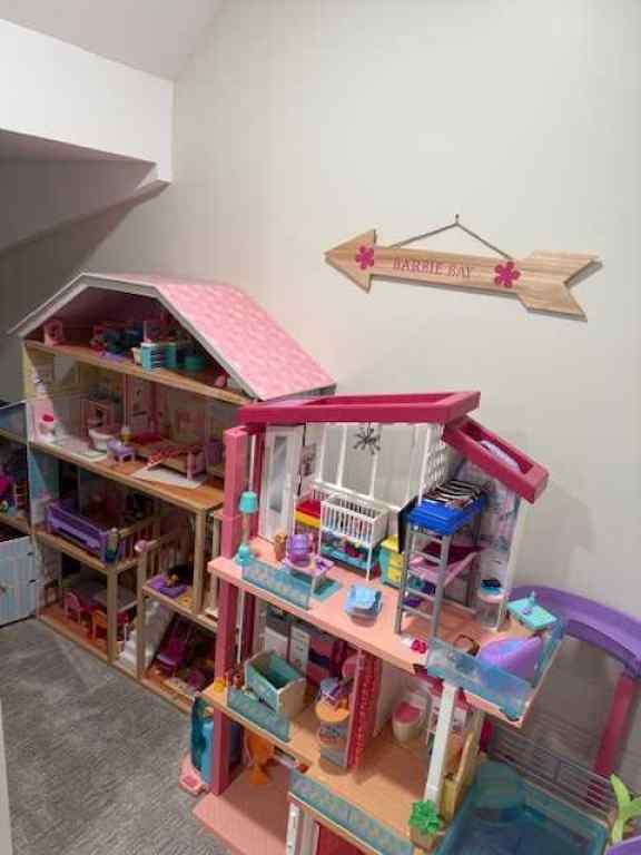 MLS® A2265600 - 656 Hunter Drive  in Nacmine Drumheller, Residential