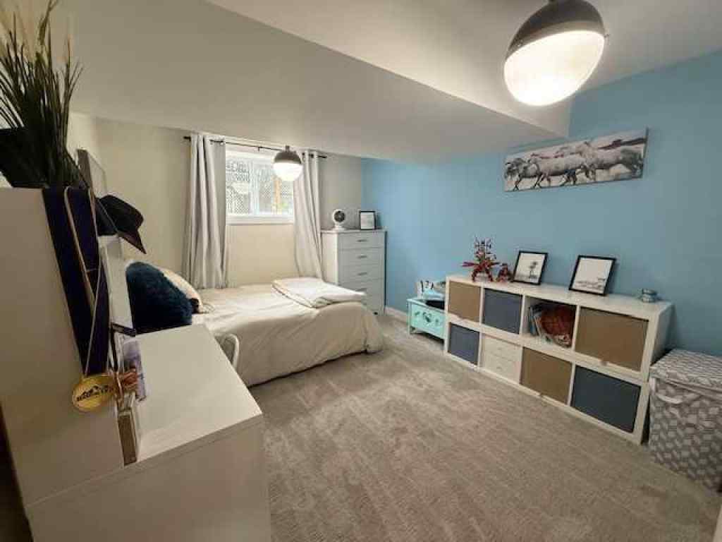 MLS® A2265600 - 656 Hunter Drive  in Nacmine Drumheller, Residential